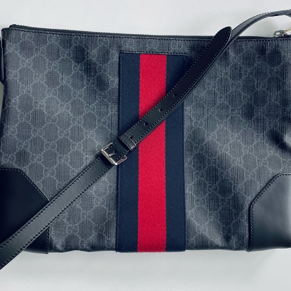 Gucci Messenger Bag, Unisex, LIKE NEW, GG Messenger black Bag with Strap, NICE💯 - Picture 7 of 16